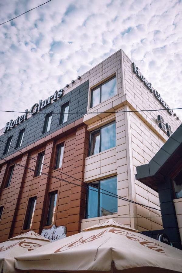Hotel Glaris Tirgu Frumos Εξωτερικό φωτογραφία