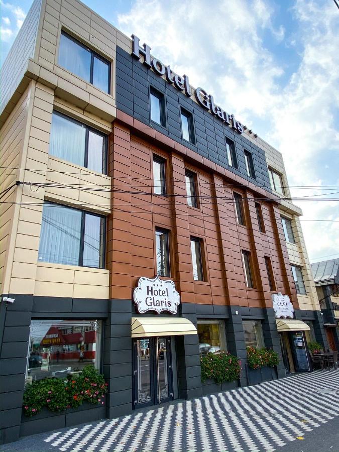 Hotel Glaris Tirgu Frumos Εξωτερικό φωτογραφία